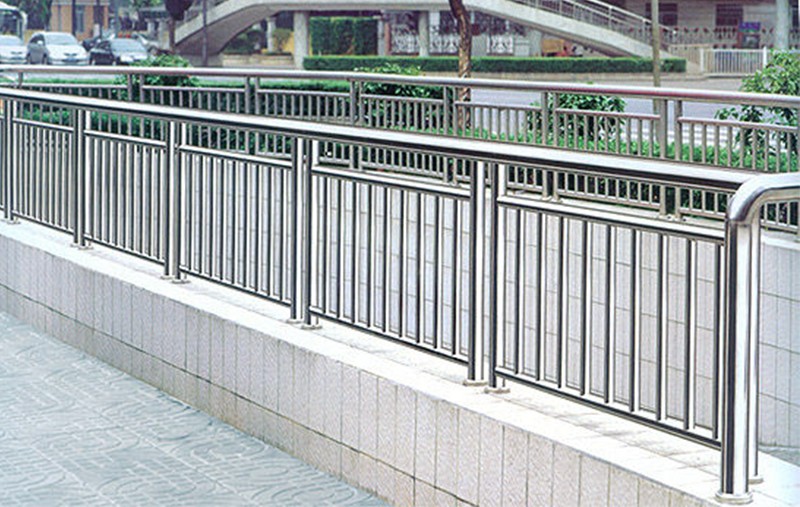 道路护栏